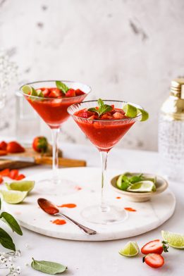 Strawberry Vanilla Daiquiri - Website Image